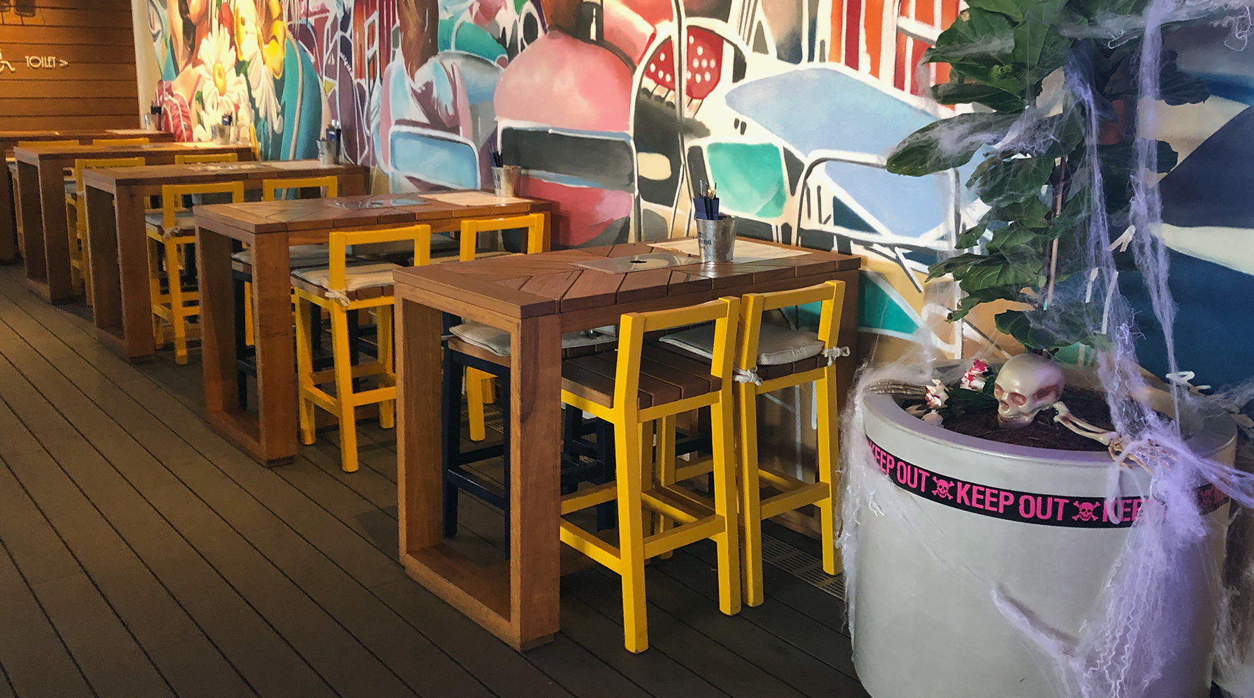 Quatro Design Pots at Surfers Paradise Beer Garden