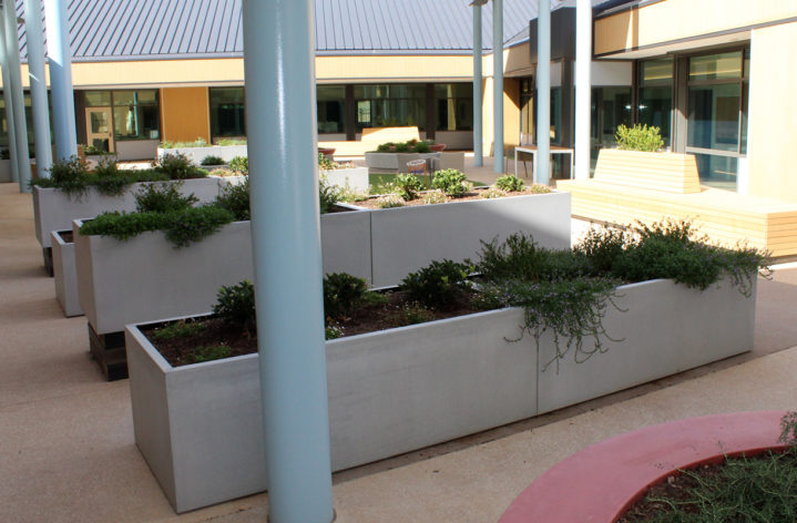 Quatro Design Planters Flinders Hospital