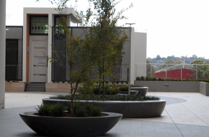 Quatro Design Oversized Massive Planter Bowls