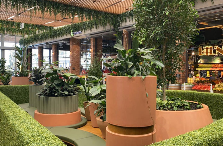 Quatro Design Pots Watergardens Town Centre