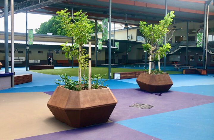 Quatro Design Planters with Painted Finish