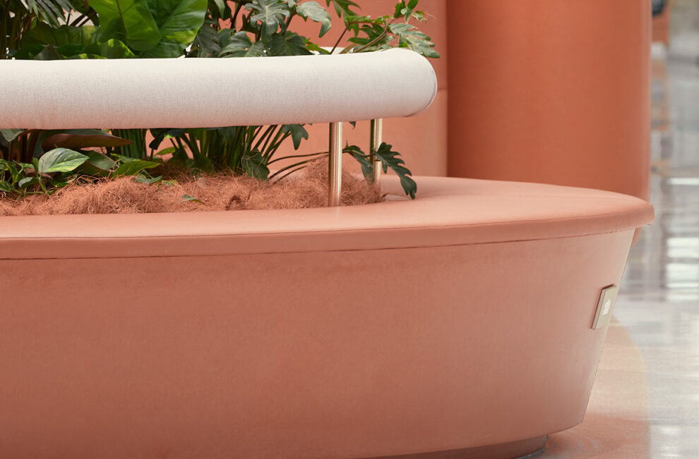 Bondi Large Circular Seat Planter